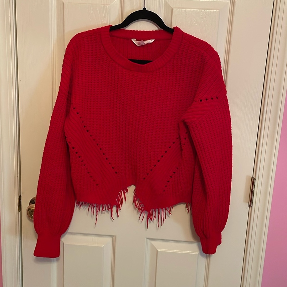 Junior’s sweater